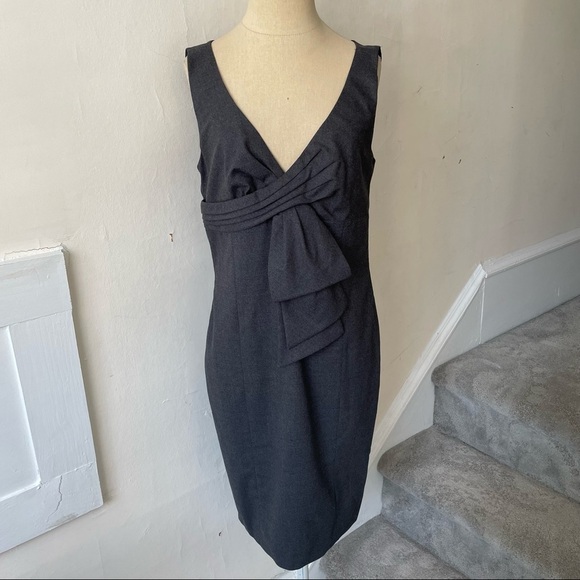 RED VALENTINO Gray Sleeveless V-Neck Virgin Wool Mini Dress EUC Size 44/US 6 - Picture 2 of 11